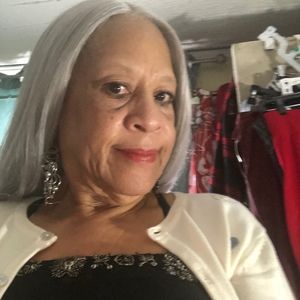 Meet your Posher, Linda